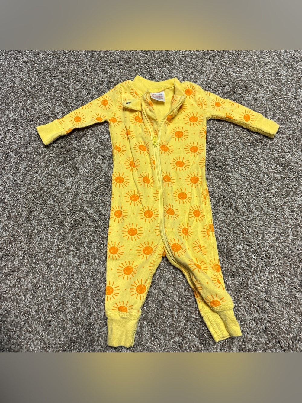 Sz 0-3 M Hanna Andersson Yellow Sun Print baby cotton sleeper